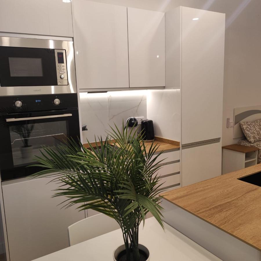 Av. Asturias Apartamento Madrid Buitenkant foto