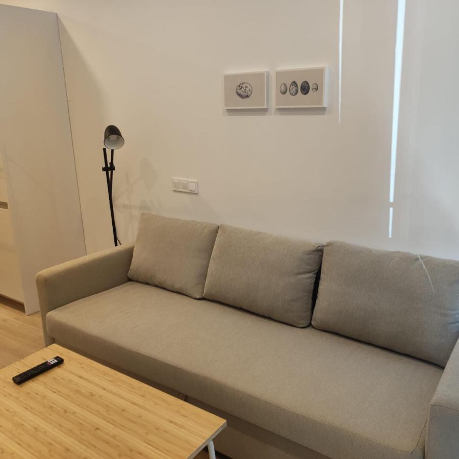 Av. Asturias Apartamento Madrid Buitenkant foto