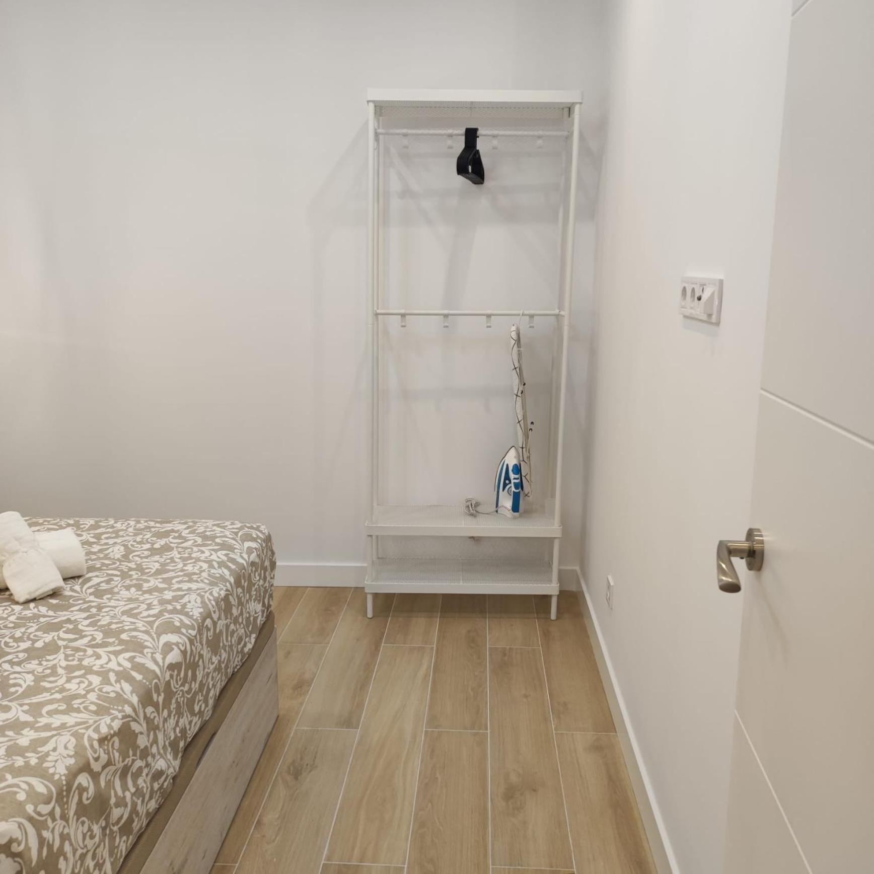 Av. Asturias Apartamento Madrid Buitenkant foto
