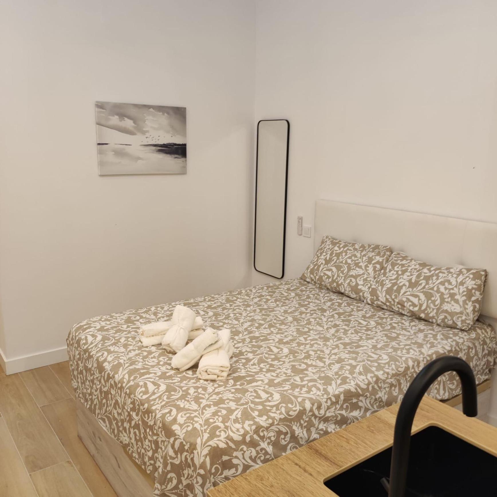 Av. Asturias Apartamento Madrid Buitenkant foto